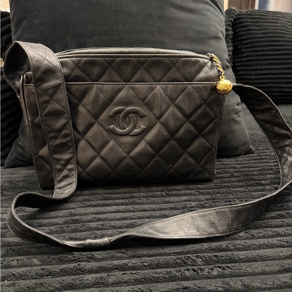 Chanel Vintage Coco 3 Series Large Caviar Leather Camera Bag (Black) CHA.B.1022